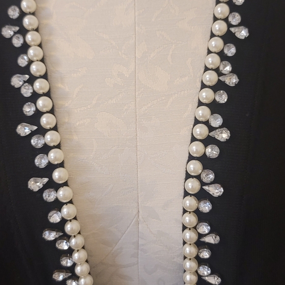 Sweater - Picture 6 of 8